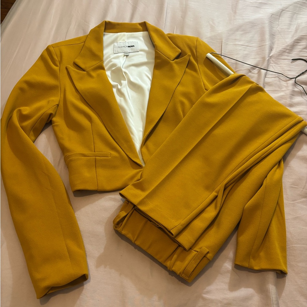 Fashion Nova Cropped Mustard Yellow Blazer Jacket